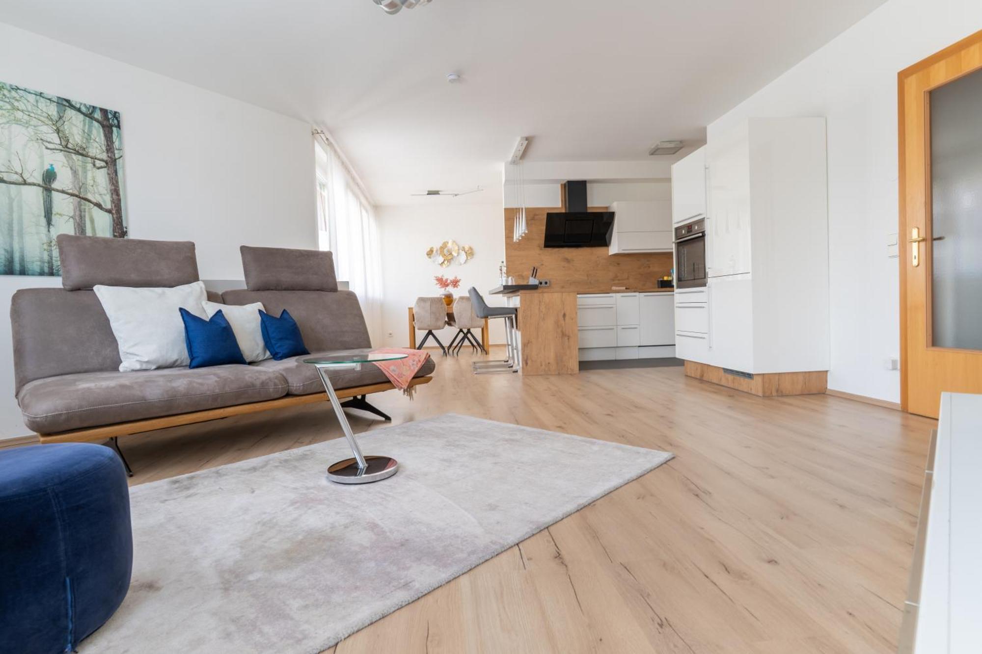 Apartment Klagenfurt Center With Free Parking - Ring41 Клагенфурте Экстерьер фото